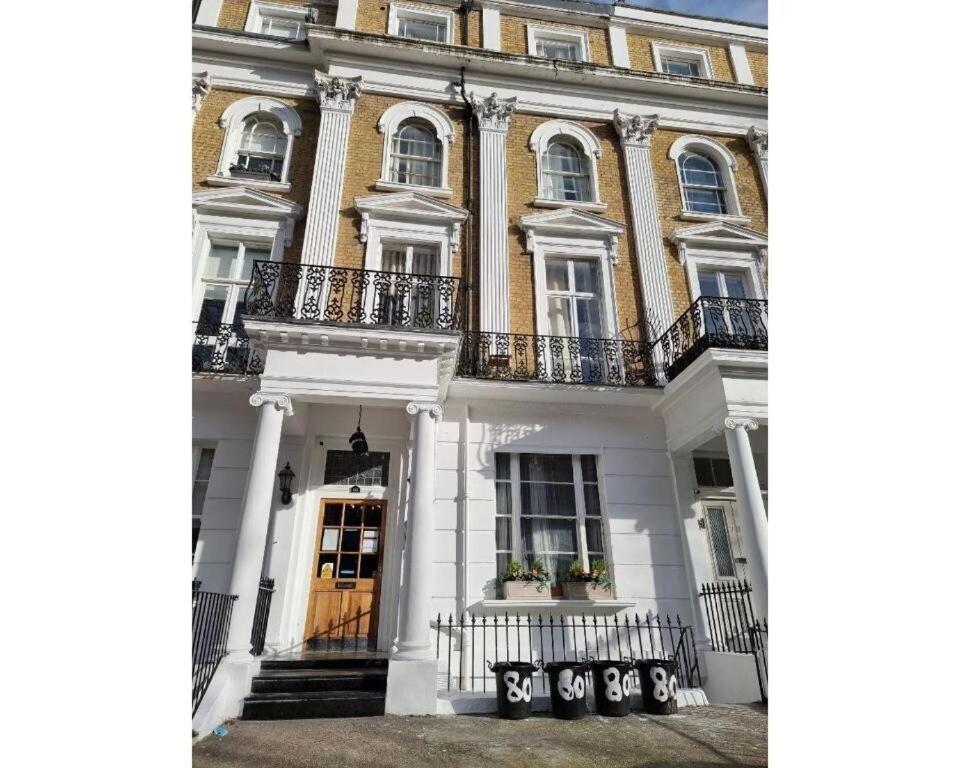 F101-First Floor Flat Fits 3 Near Hyde Park Apartment Londra Exterior foto